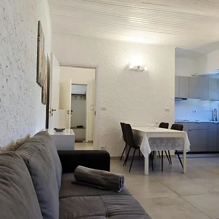 Apartman Hostdomus - Stella Alpina